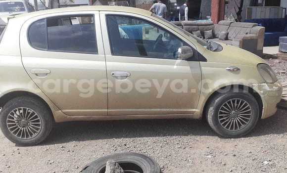 Acheter Occasion Voiture Toyota Vitz Beige à Addis Ababa, Ethiopie Acheter Occasion Voiture Toyota Vitz Beige à Addis Ababa, Ethiopie