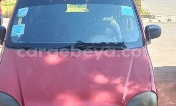 Acheter Occasion Voiture Hyundai EON Rouge à Addis Ababa, Ethiopie Acheter Occasion Voiture Hyundai EON Rouge à Addis Ababa, Ethiopie