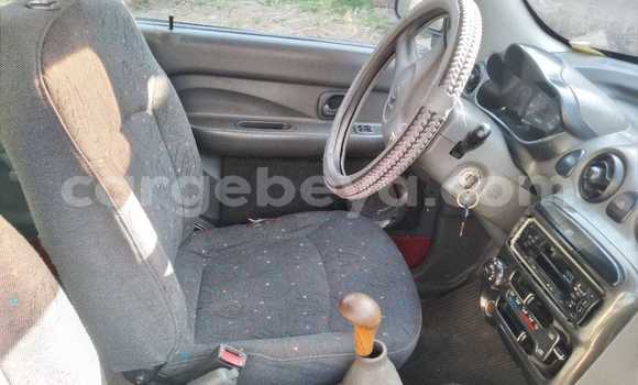 Acheter Occasion Voiture Hyundai EON Rouge à Addis Ababa, Ethiopie Acheter Occasion Voiture Hyundai EON Rouge à Addis Ababa, Ethiopie