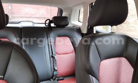 Acheter Occasion Voiture FAW Besturn B50 Blanc à Addis Ababa, Ethiopie Acheter Occasion Voiture FAW Besturn B50 Blanc à Addis Ababa, Ethiopie