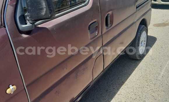 Acheter Occasion Voiture Suzuki Carry Rouge à Addis Ababa, Ethiopie Acheter Occasion Voiture Suzuki Carry Rouge à Addis Ababa, Ethiopie