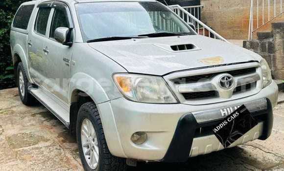 Acheter Occasion Voiture Toyota Hilux Blanc à Addis Ababa, Ethiopie Acheter Occasion Voiture Toyota Hilux Blanc à Addis Ababa, Ethiopie