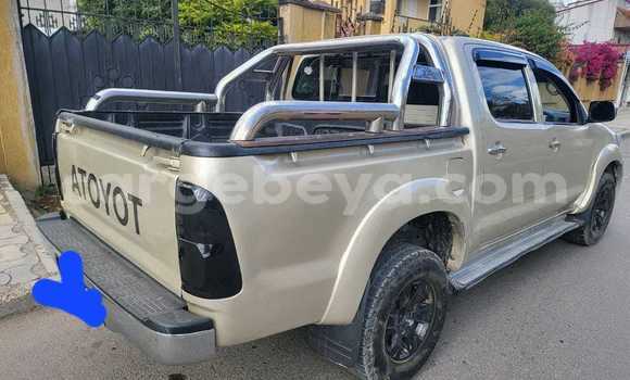 ይግዙ ያገለገለ Toyota Hilux ሌላ መኪና በ አዲስ አበባ በ ኢትዮጵያ ይግዙ ያገለገለ Toyota Hilux ሌላ መኪና በ አዲስ አበባ በ ኢትዮጵያ