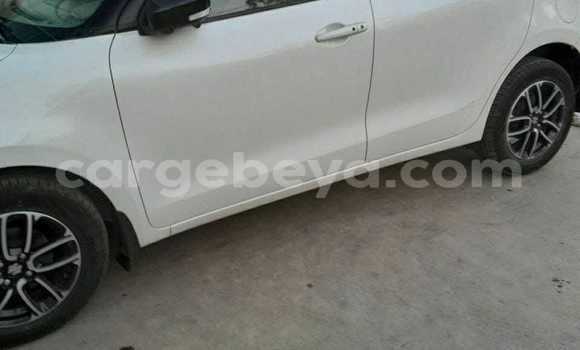 ይግዙ ያገለገለ Suzuki Swift ነጭ መኪና በ አዲስ አበባ በ ኢትዮጵያ ይግዙ ያገለገለ Suzuki Swift ነጭ መኪና በ አዲስ አበባ በ ኢትዮጵያ