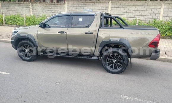 ይግዙ ያገለገለ Toyota Hilux ሌላ መኪና በ አክል በ ትግራይ ይግዙ ያገለገለ Toyota Hilux ሌላ መኪና በ አክል በ ትግራይ