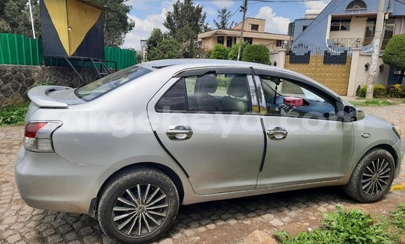 ይግዙ ያገለገለ Toyota Yaris ሌላ መኪና በ አዲስ አበባ በ ኢትዮጵያ ይግዙ ያገለገለ Toyota Yaris ሌላ መኪና በ አዲስ አበባ በ ኢትዮጵያ