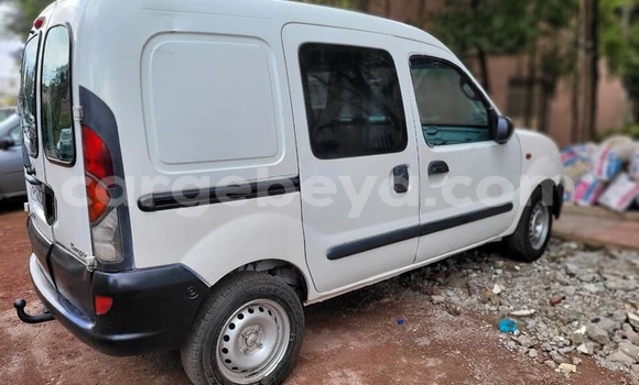 ይግዙ ያገለገለ Renault Kangoo ነጭ መኪና በ አቢይቲ–ካና በ ኢትዮጵያ ይግዙ ያገለገለ Renault Kangoo ነጭ መኪና በ አቢይቲ–ካና በ ኢትዮጵያ