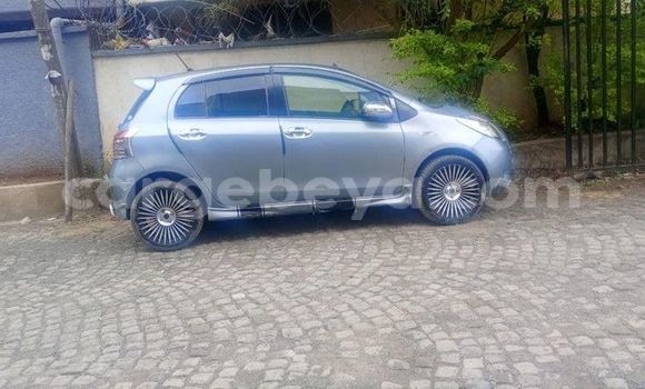 ይግዙ ያገለገለ Toyota Yaris ሌላ መኪና በ አዲስ አበባ በ ኢትዮጵያ