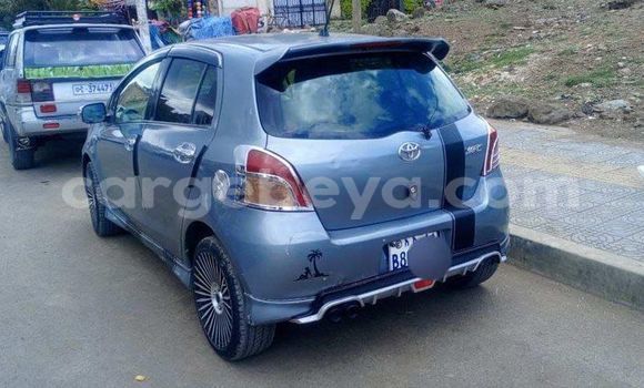 ይግዙ ያገለገለ Toyota Yaris ሌላ መኪና በ አዲስ አበባ በ ኢትዮጵያ ይግዙ ያገለገለ Toyota Yaris ሌላ መኪና በ አዲስ አበባ በ ኢትዮጵያ