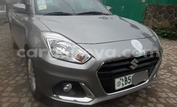 Oofamaa Suzuki Dzire Other Makiinaa iti Addis–Ababa keessatti Ethiopia keessatti