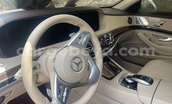 ይግዙ ያገለገለ Mercedes-Benz S–Class ጥቁር መኪና በ አዲስ አበባ በ ኢትዮጵያ ይግዙ ያገለገለ Mercedes-Benz S–Class ጥቁር መኪና በ አዲስ አበባ በ ኢትዮጵያ