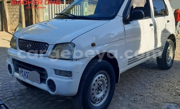 ይግዙ ያገለገለ Daihatsu Terios ነጭ መኪና በ አዲስ አበባ በ ኢትዮጵያ ይግዙ ያገለገለ Daihatsu Terios ነጭ መኪና በ አዲስ አበባ በ ኢትዮጵያ