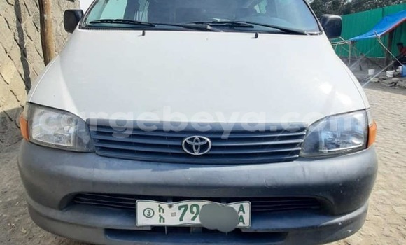 Buy Used Toyota Dolphin White Car in Addis–Ababa in Ethiopia Buy Used Toyota Dolphin White Car in Addis–Ababa in Ethiopia