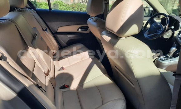 ይግዙ ያገለገለ Chevrolet Cruze ሌላ መኪና በ አዲስ አበባ በ ኢትዮጵያ ይግዙ ያገለገለ Chevrolet Cruze ሌላ መኪና በ አዲስ አበባ በ ኢትዮጵያ