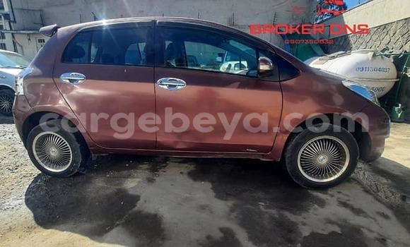 ይግዙ ያገለገለ Toyota Yaris ቀይ መኪና በ አዲስ አበባ በ ኢትዮጵያ ይግዙ ያገለገለ Toyota Yaris ቀይ መኪና በ አዲስ አበባ በ ኢትዮጵያ