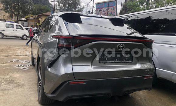 Buy Used Hyundai Tuscani Other Car in Addis–Ababa in Ethiopia Buy Used Hyundai Tuscani Other Car in Addis–Ababa in Ethiopia