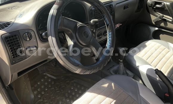 ይግዙ ያገለገለ Volkswagen Polo ነጭ መኪና በ አዲስ አበባ በ ኢትዮጵያ ይግዙ ያገለገለ Volkswagen Polo ነጭ መኪና በ አዲስ አበባ በ ኢትዮጵያ