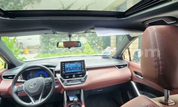Acheter Occasion Voiture Toyota Corolla Cross Gris à Addis Ababa, Ethiopie Acheter Occasion Voiture Toyota Corolla Cross Gris à Addis Ababa, Ethiopie
