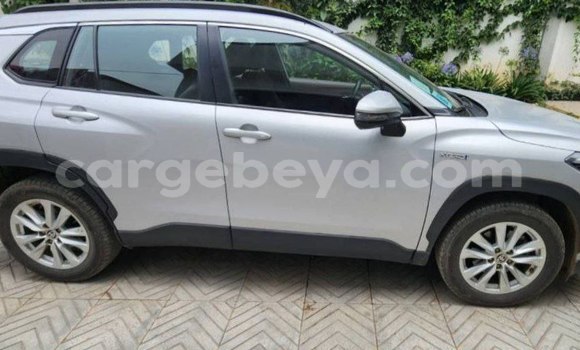 Acheter Occasion Voiture Toyota Corolla Cross Gris à Addis Ababa, Ethiopie Acheter Occasion Voiture Toyota Corolla Cross Gris à Addis Ababa, Ethiopie
