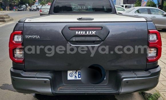 Acheter Occasion Voiture Toyota Hilux Beige à Addis Ababa, Ethiopie Acheter Occasion Voiture Toyota Hilux Beige à Addis Ababa, Ethiopie