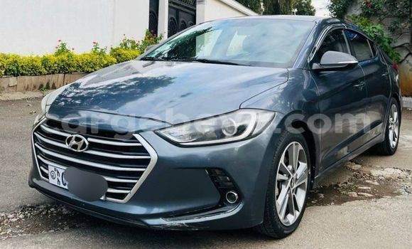 Acheter Occasion Voiture Hyundai Avante Beige à Addis Ababa, Ethiopie Acheter Occasion Voiture Hyundai Avante Beige à Addis Ababa, Ethiopie