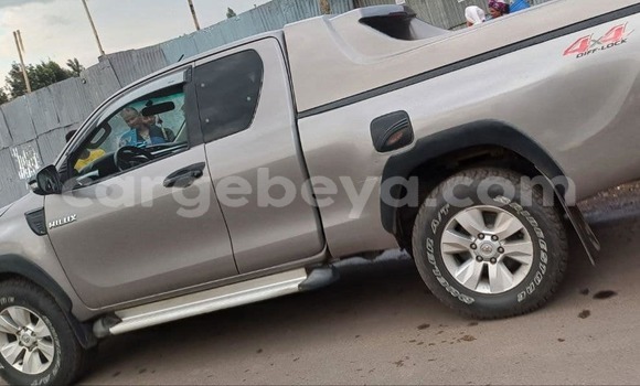 ይግዙ ያገለገለ Toyota Hiluxe Revo ሌላ መኪና በ አዲስ አበባ በ ኢትዮጵያ ይግዙ ያገለገለ Toyota Hiluxe Revo ሌላ መኪና በ አዲስ አበባ በ ኢትዮጵያ