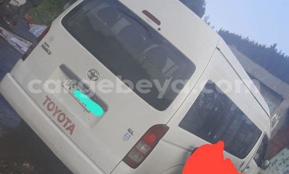 ይግዙ ያገለገለ Toyota Hiace ነጭ መኪና በ አዲስ አበባ በ ኢትዮጵያ ይግዙ ያገለገለ Toyota Hiace ነጭ መኪና በ አዲስ አበባ በ ኢትዮጵያ