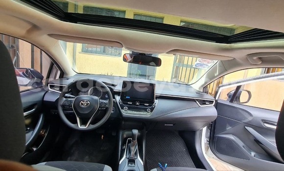 ይግዙ ያገለገለ Toyota Corolla ነጭ መኪና በ አቲ አረታይ በ አማራ ይግዙ ያገለገለ Toyota Corolla ነጭ መኪና በ አቲ አረታይ በ አማራ