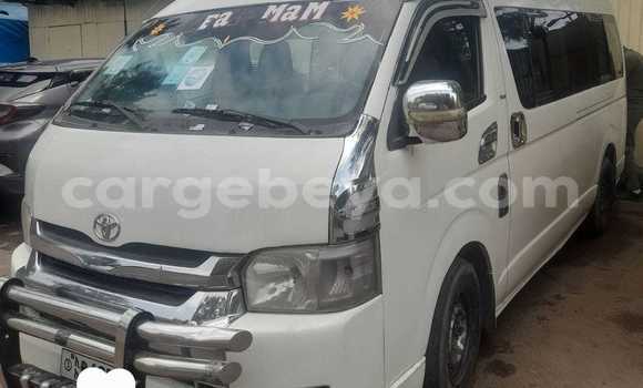 ይግዙ ያገለገለ Toyota Hiace ነጭ መኪና በ አቢይቲ–ካና በ ኢትዮጵያ ይግዙ ያገለገለ Toyota Hiace ነጭ መኪና በ አቢይቲ–ካና በ ኢትዮጵያ