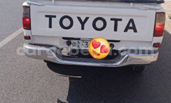 Acheter Occasion Voiture Toyota Pickup Blanc à Addiet–Canna, Ethiopie Acheter Occasion Voiture Toyota Pickup Blanc à Addiet–Canna, Ethiopie