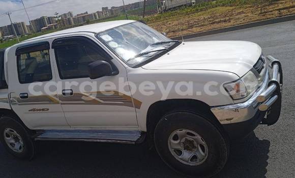 Acheter Occasion Voiture Toyota Pickup Blanc à Addiet–Canna, Ethiopie Acheter Occasion Voiture Toyota Pickup Blanc à Addiet–Canna, Ethiopie