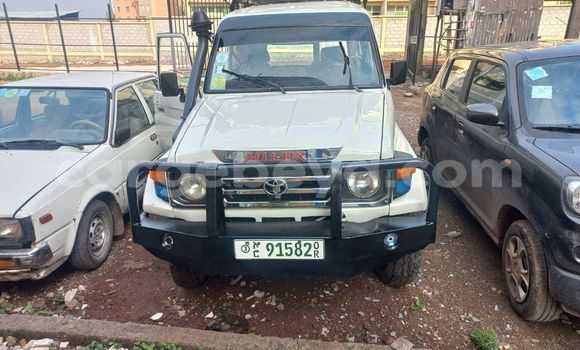 Buy Used Toyota Hilux White Car in Addiet–Canna in Ethiopia