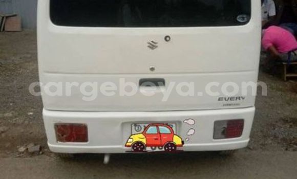 Acheter Occasion Voiture Toyota Hiace Blanc à Addigrat, Tigray Acheter Occasion Voiture Toyota Hiace Blanc à Addigrat, Tigray