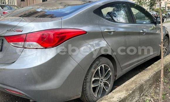 Oofamaa Hyundai Avante Other Makiinaa iti Addis–Ababa keessatti Ethiopia keessatti Oofamaa Hyundai Avante Other Makiinaa iti Addis–Ababa keessatti Ethiopia keessatti
