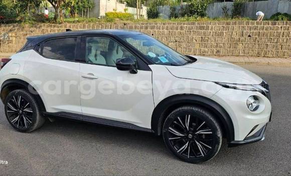 Buy Used Nissan Juke White Car in Addis–Ababa in Ethiopia