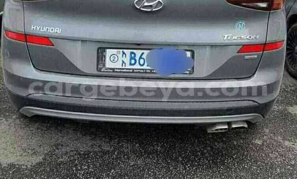 Oofamaa Hyundai Tucson Other Makiinaa iti Addis–Ababa keessatti Ethiopia keessatti Oofamaa Hyundai Tucson Other Makiinaa iti Addis–Ababa keessatti Ethiopia keessatti