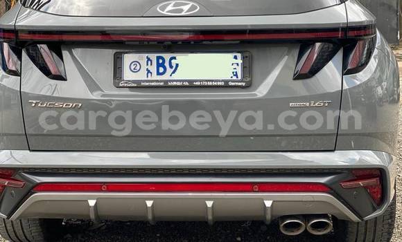 Oofamaa Hyundai Tucson Other Makiinaa iti Addis–Ababa keessatti Ethiopia keessatti Oofamaa Hyundai Tucson Other Makiinaa iti Addis–Ababa keessatti Ethiopia keessatti