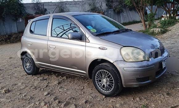 Oofamaa Toyota Vitz Other Makiinaa iti Addis–Ababa keessatti Ethiopia keessatti Oofamaa Toyota Vitz Other Makiinaa iti Addis–Ababa keessatti Ethiopia keessatti