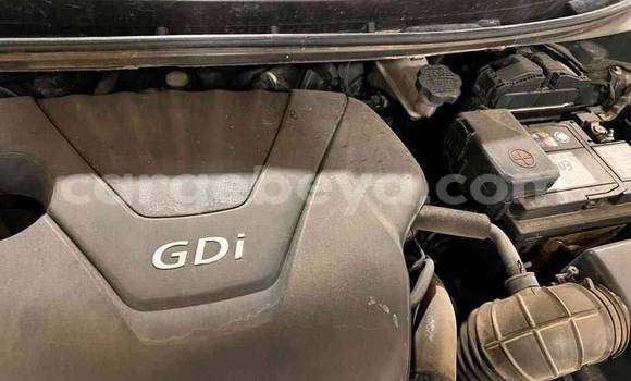 Oofamaa Hyundai Avante Other Makiinaa iti Addis–Ababa keessatti Ethiopia keessatti Oofamaa Hyundai Avante Other Makiinaa iti Addis–Ababa keessatti Ethiopia keessatti