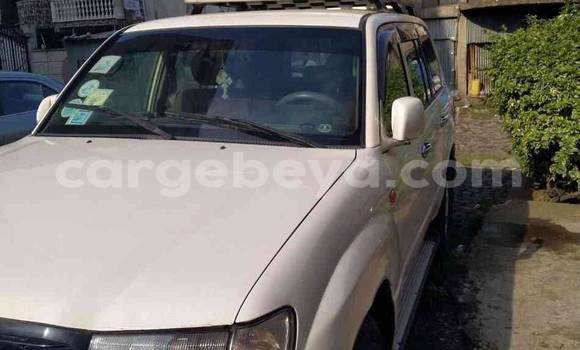 Oofamaa Toyota Land Cruiser Other Makiinaa iti Addis–Ababa keessatti Ethiopia keessatti Oofamaa Toyota Land Cruiser Other Makiinaa iti Addis–Ababa keessatti Ethiopia keessatti