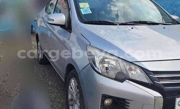 Oofamaa Mitsubishi Attrage Other Makiinaa iti Addis–Ababa keessatti Ethiopia keessatti Oofamaa Mitsubishi Attrage Other Makiinaa iti Addis–Ababa keessatti Ethiopia keessatti