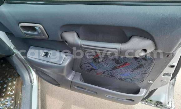 Oofamaa Toyota RAV4 Other Makiinaa iti Addis–Ababa keessatti Ethiopia keessatti Oofamaa Toyota RAV4 Other Makiinaa iti Addis–Ababa keessatti Ethiopia keessatti