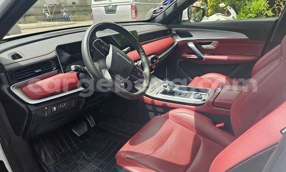 Buy Used Toyota RAV4 White Car in Addi Ark'ay in Amhara Buy Used Toyota RAV4 White Car in Addi Ark'ay in Amhara