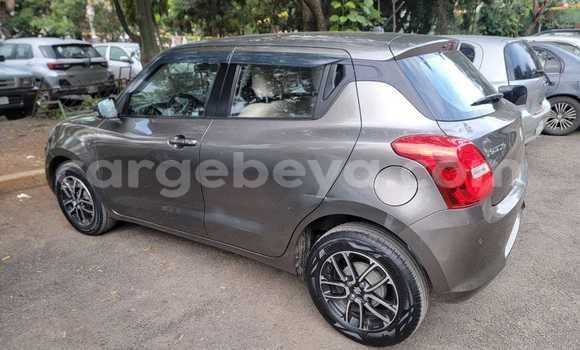 ይግዙ ያገለገለ Suzuki Swift ሌላ መኪና በ አዲስ አበባ በ ኢትዮጵያ ይግዙ ያገለገለ Suzuki Swift ሌላ መኪና በ አዲስ አበባ በ ኢትዮጵያ