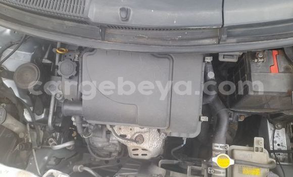 ይግዙ ያገለገለ Toyota Yaris ሌላ መኪና በ አቢይቲ–ካና በ ኢትዮጵያ ይግዙ ያገለገለ Toyota Yaris ሌላ መኪና በ አቢይቲ–ካና በ ኢትዮጵያ