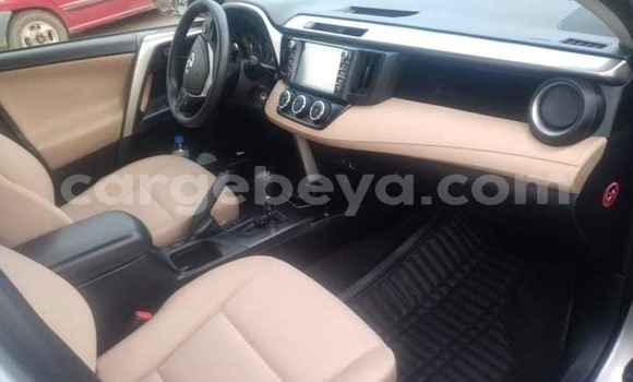 ይግዙ ያገለገለ Toyota RAV4 ሌላ መኪና በ አዴግራት በ ኢትዮጵያ ይግዙ ያገለገለ Toyota RAV4 ሌላ መኪና በ አዴግራት በ ኢትዮጵያ