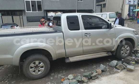 ይግዙ ያገለገለ Toyota Hilux ሌላ መኪና በ አዲስ አበባ በ ኢትዮጵያ ይግዙ ያገለገለ Toyota Hilux ሌላ መኪና በ አዲስ አበባ በ ኢትዮጵያ