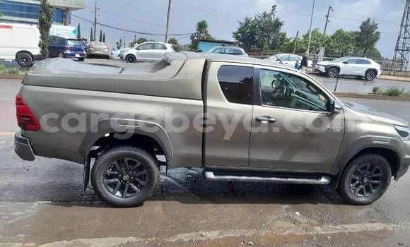 Buy Used Toyota Innova Other Car in Addis–Ababa in Ethiopia Buy Used Toyota Innova Other Car in Addis–Ababa in Ethiopia