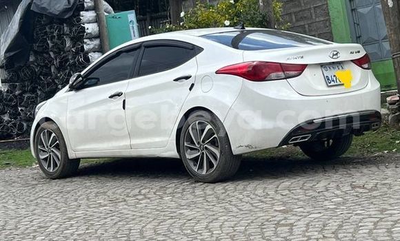 ይግዙ ያገለገለ Hyundai Avante ሌላ መኪና በ ሞጆ በ ኢትዮጵያ