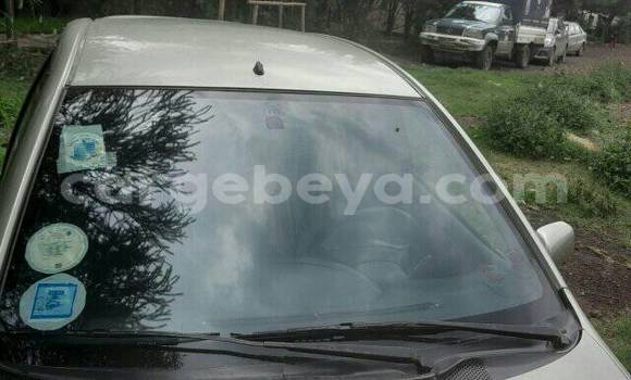 ይግዙ ያገለገለ Toyota Vitz ሌላ መኪና በ አዲስ አለም በ አማራ